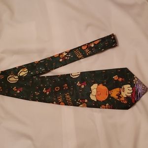 Charlie Brown baseball tie